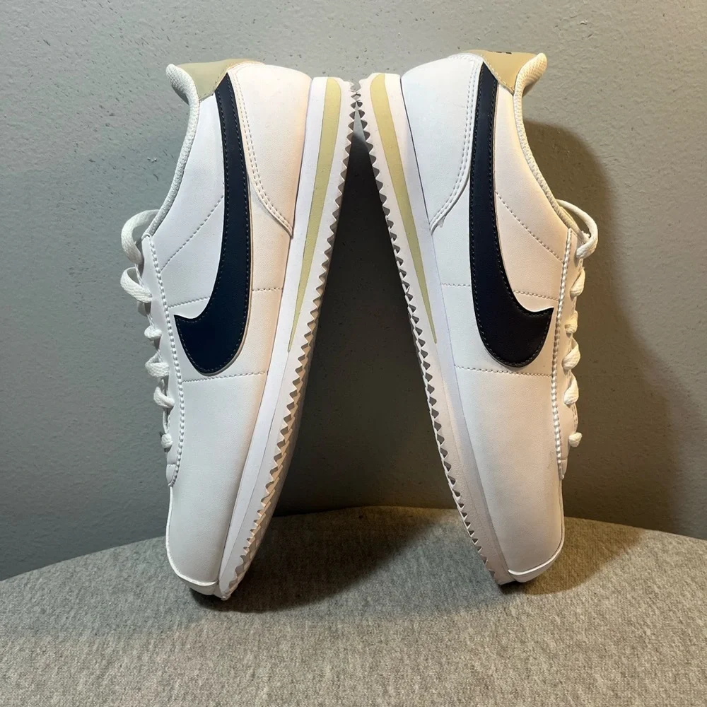 Nike Cortez GS White Thunder Blue Sneaker Size 6.5Y/Women 8 DM0950-1114​​